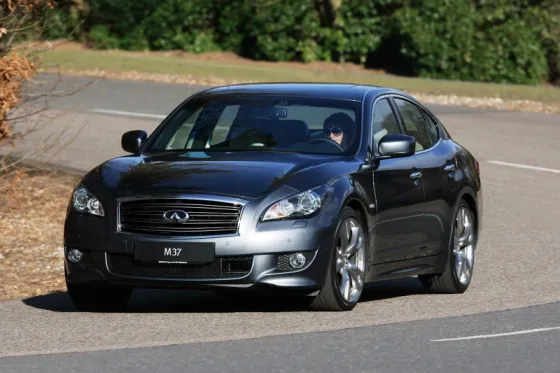Infiniti M37 3.7 hitachi 11PN5A_2FZ35YN21 TUN E2