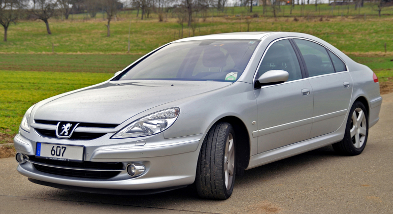 Peugeot 607 3.0 ME7.4 1037371570 E2